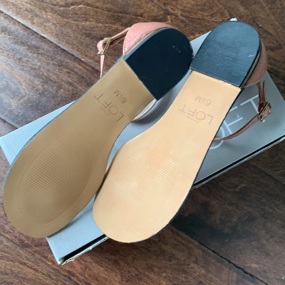 NIB LOFT Mauve Pink Studded T-strap Thong Sandals Size 6.5